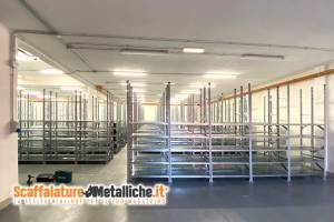 Scaffalature leggere per magazzino a Roma