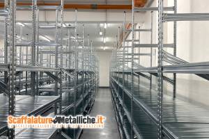 Scaffalature leggere per magazzino a Roma